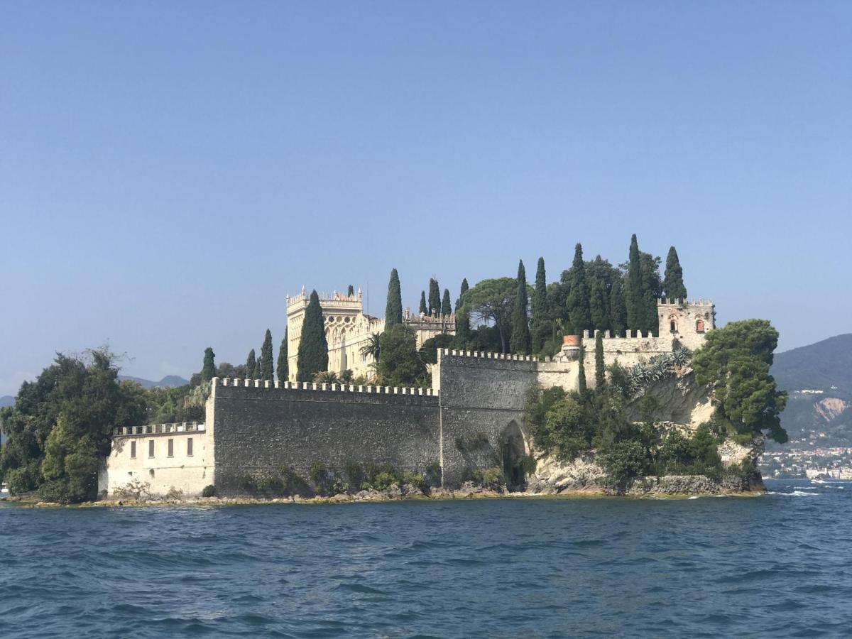 Residence La Mignon Oleandri Torri Del Benaco Luaran gambar