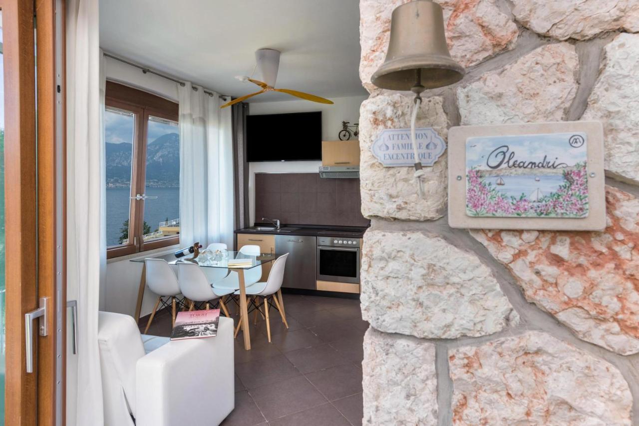 Residence La Mignon Oleandri Torri Del Benaco Luaran gambar